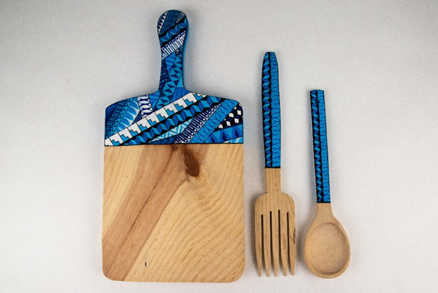 Hand Painted Chopping Board - Classic Blue
