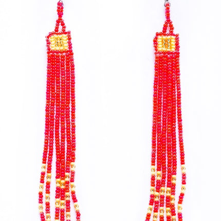 Wixárika Long Beaded Earrings — 11 cm (Orange & Black)